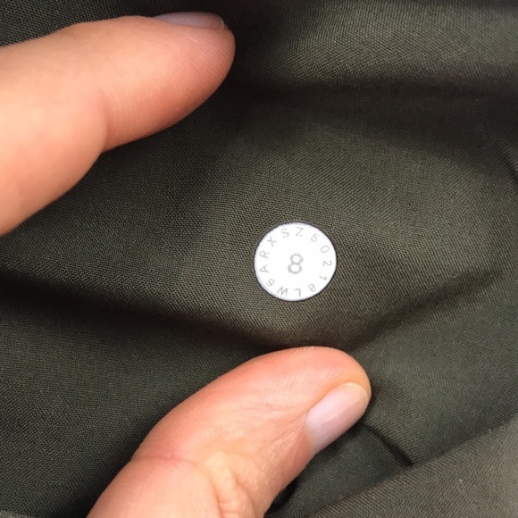 Lululemon Keep It Classic Crop *23" Dark Olive - Picture 5 of 6